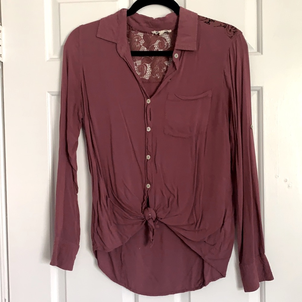 Cute long sleeve button down top